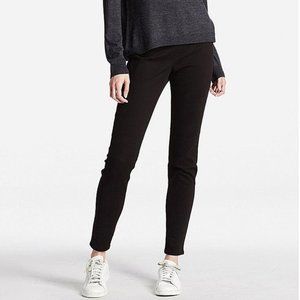Uniqlo Women's HEATTECH Ultra Stretch Leggings Pants in Black XS